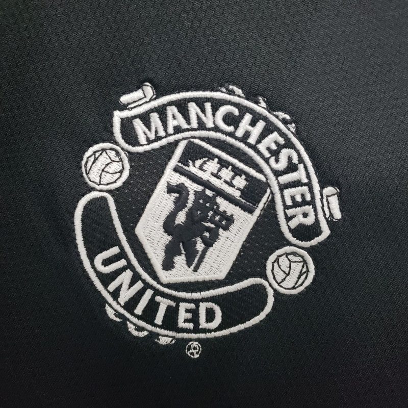 MANCHESTER UNITED I 00/02 MEN (RETRO)